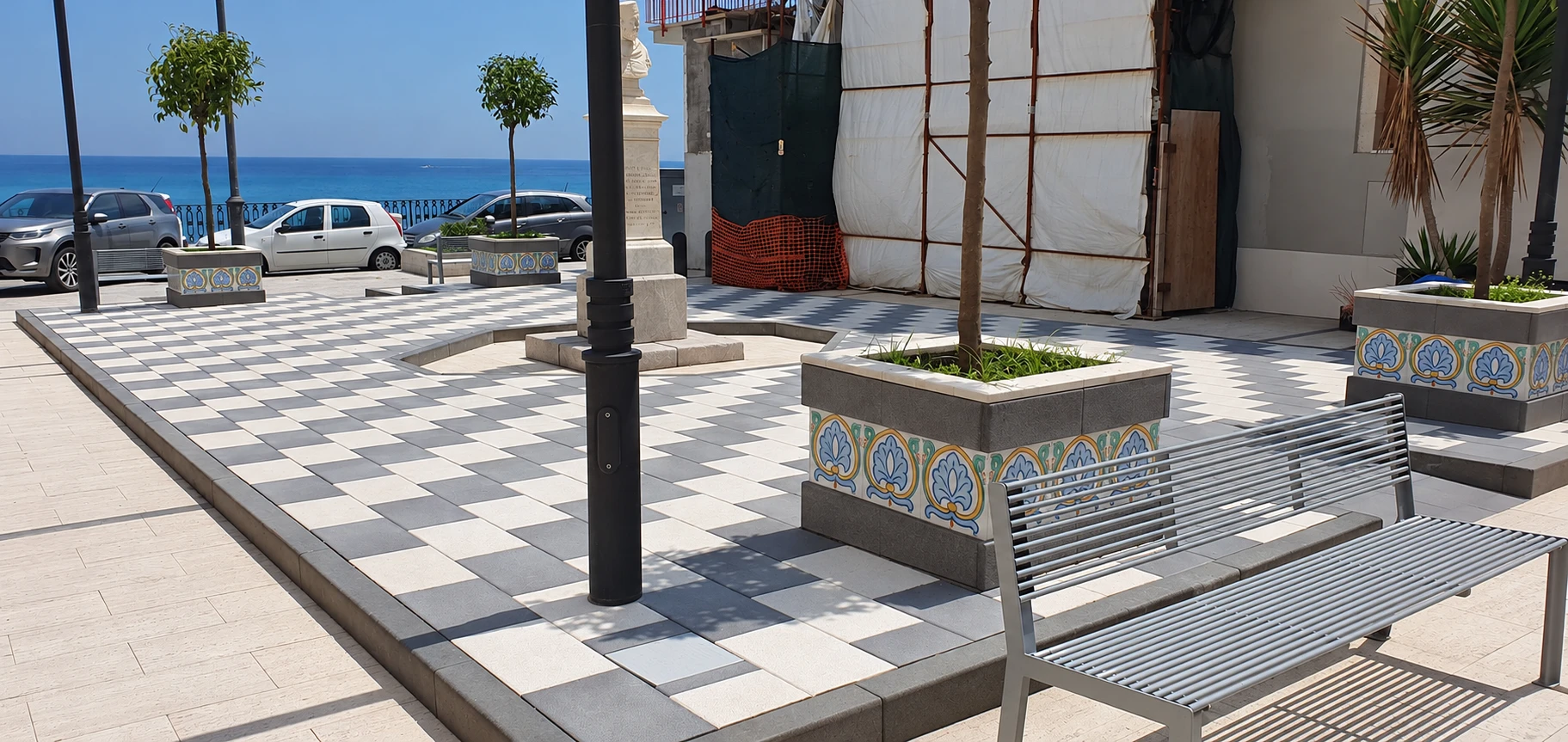 Giardini Naxos (ME) - Piazzetta